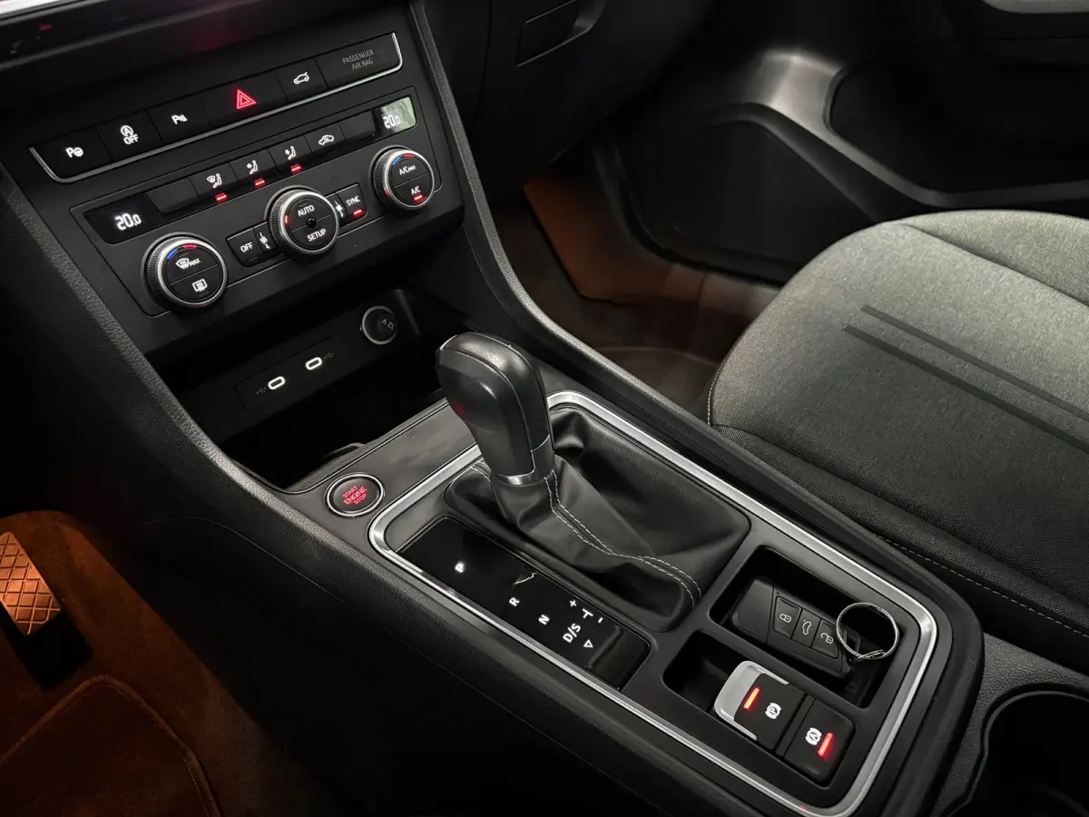 1.5 TSI Style Business Intense