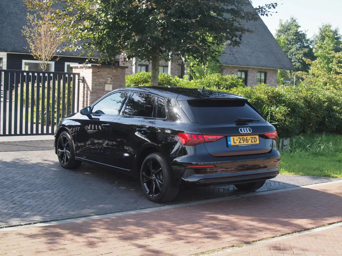 40 TFSI e Plug-in Hybride | Apple Carplay | Sportstoelen | DAB | Navi | NL-Auto |