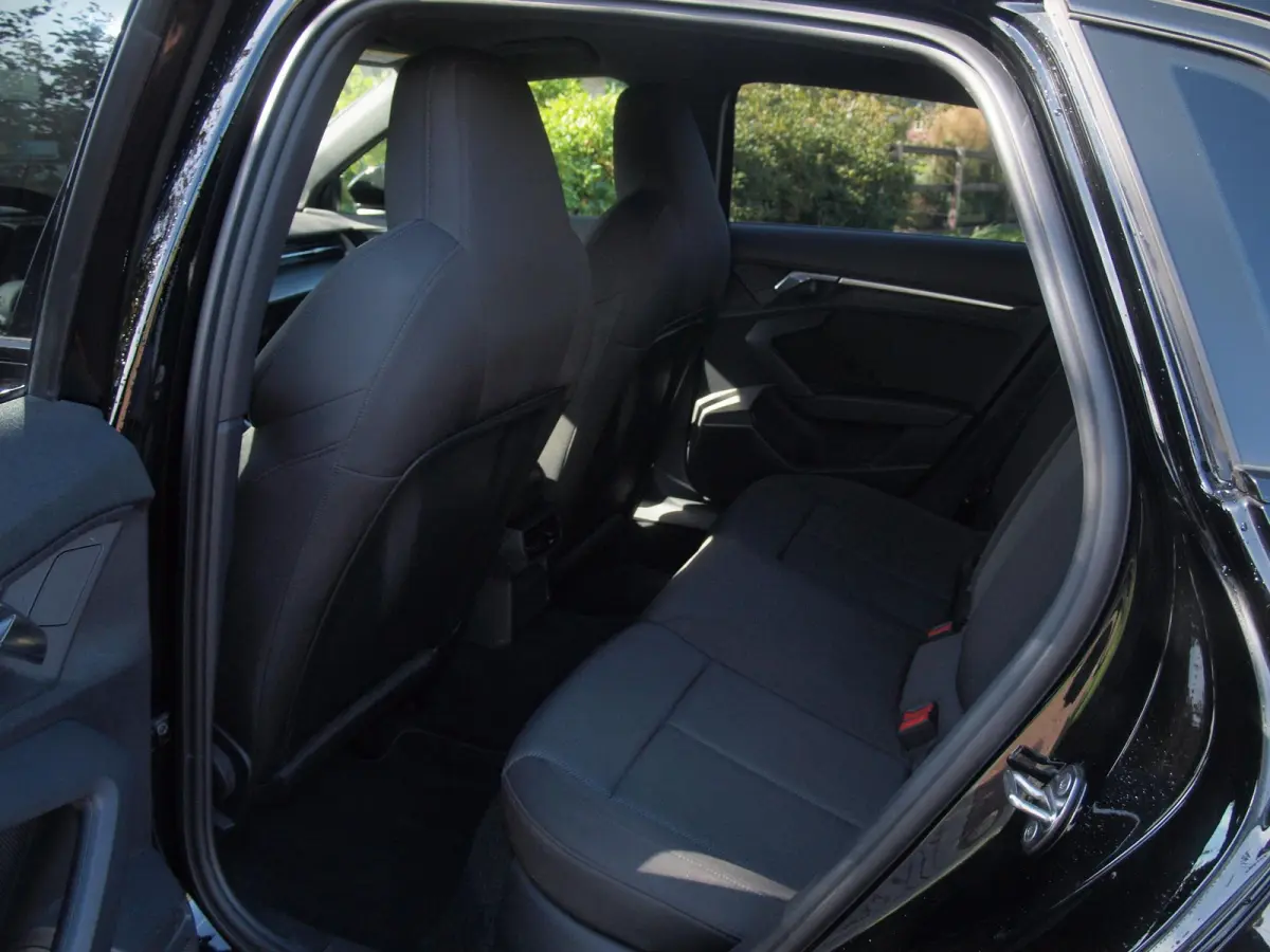 40 TFSI e Plug-in Hybride | Apple Carplay | Sportstoelen | DAB | Navi | NL-Auto |