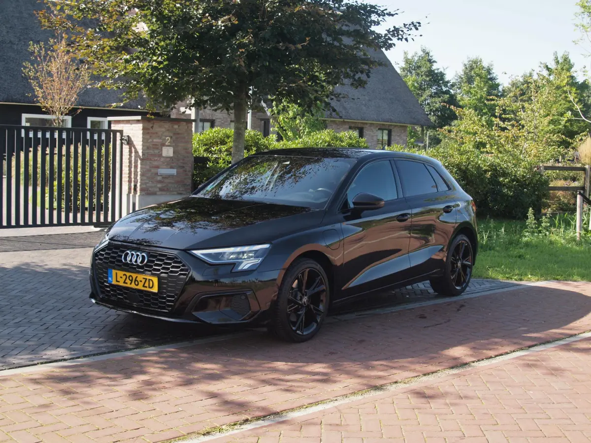 40 TFSI e Business edition | Apple Carplay | Sportstoelen | DAB | Navi | NL-Auto |