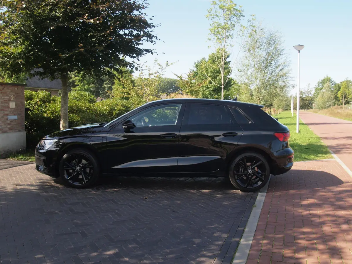 40 TFSI e Business edition | Apple Carplay | Sportstoelen | DAB | Navi | NL-Auto |