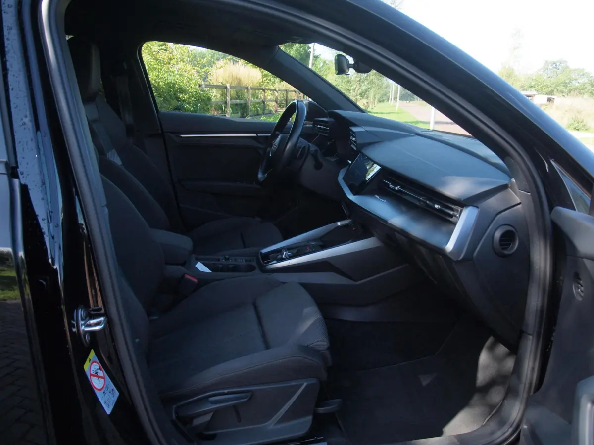 40 TFSI e Plug-in Hybride | Apple Carplay | Sportstoelen | DAB | Navi | NL-Auto |