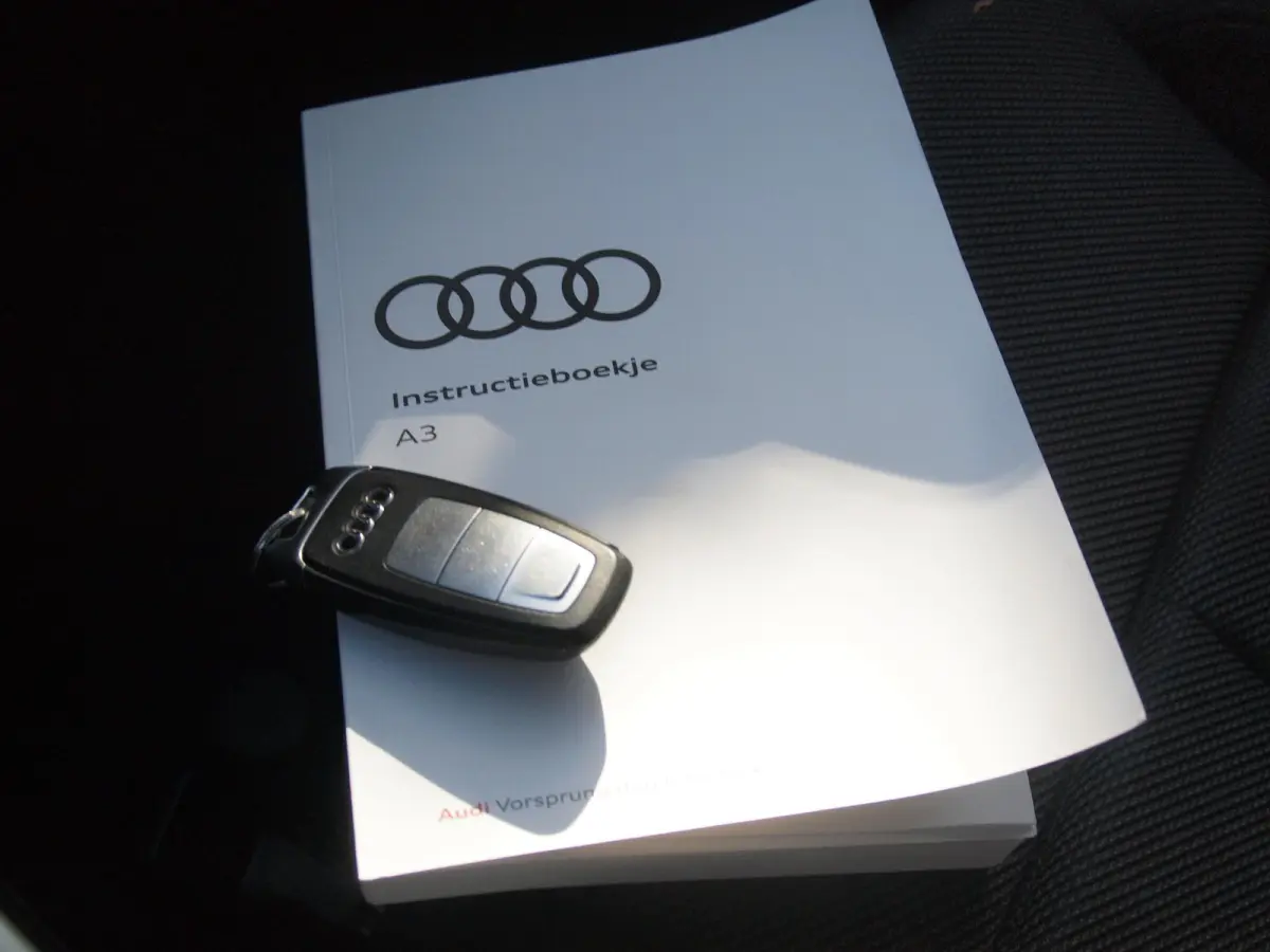 40 TFSI e Plug-in Hybride | Apple Carplay | Sportstoelen | DAB | Navi | NL-Auto |
