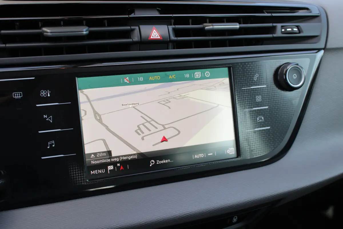 1.2 PureTech 130pk EAT8 Business | Automaat | Navigatie | Camera | Apple carplay | NL auto | 7 persoons | Bluetooth |