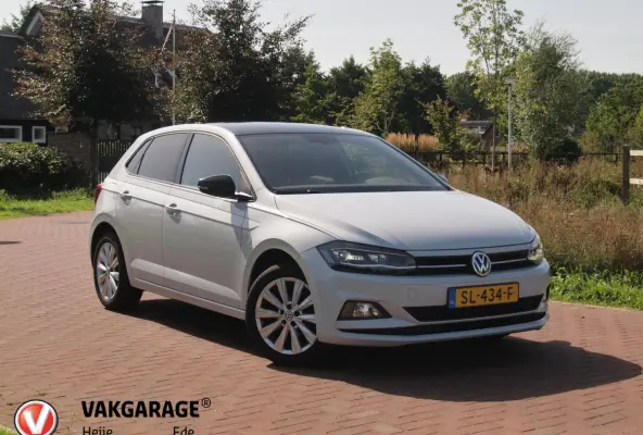 1.0 TSI Highline | Apple Carplay | Sportstoelen | LED | ACC | NL-Auto |