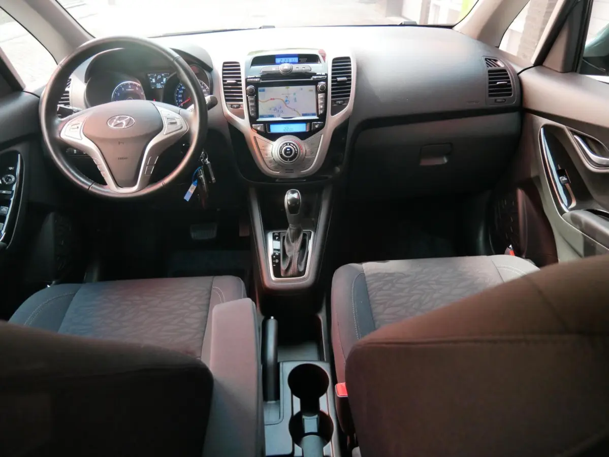 1.6i Premium Camera| Cruise| Navi+BT