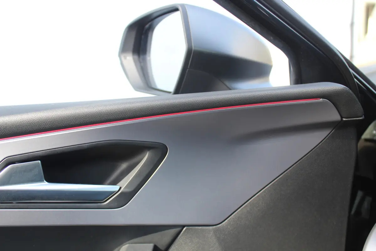 1.5 TSI FR Apple Carplay/Android Auto l Cruise control l Keyless start l hemelbekleding donker