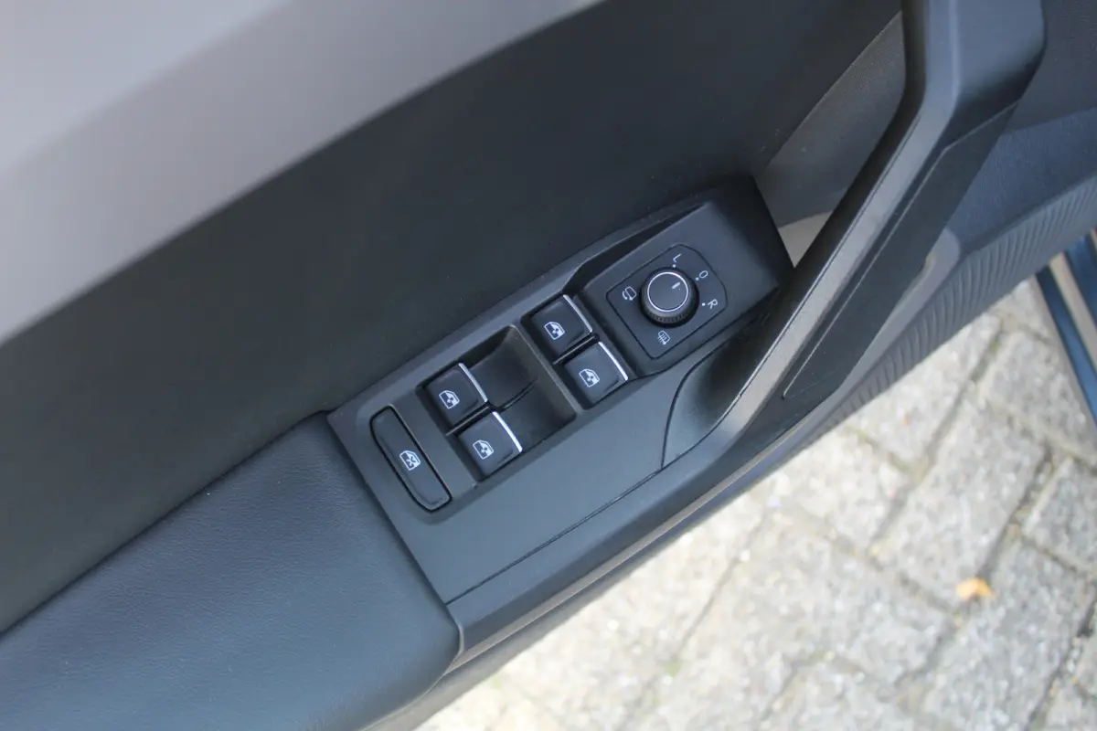 1.5 TSI FR Apple Carplay/Android Auto l Cruise control l Keyless start l hemelbekleding donker