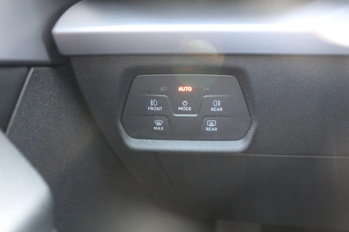 1.5 TSI FR Apple Carplay/Android Auto l Cruise control l Keyless start l hemelbekleding donker