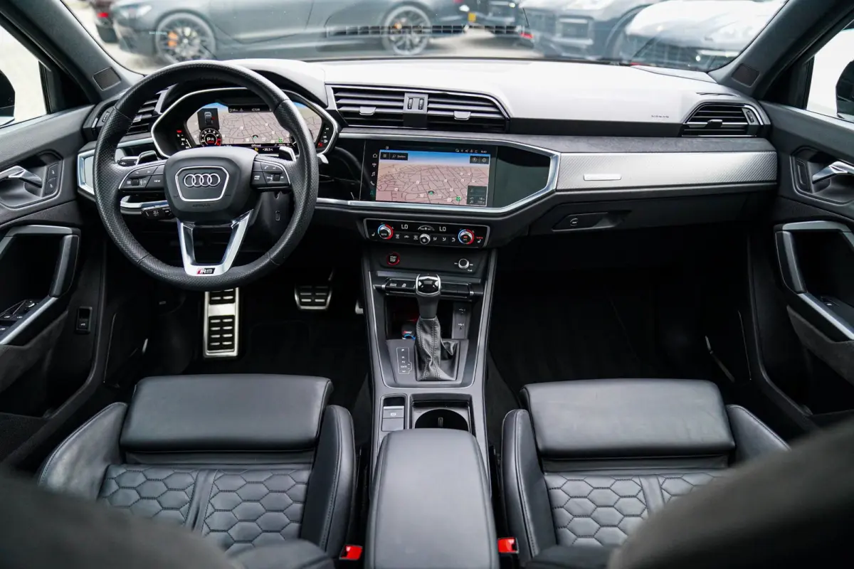 RSQ3 TFSI RS | Schuifdak | RS Zetels | Bang&Olufsen 3D Premium | Adaptieve Cruise | Sport uitlaat | NardoGrey |