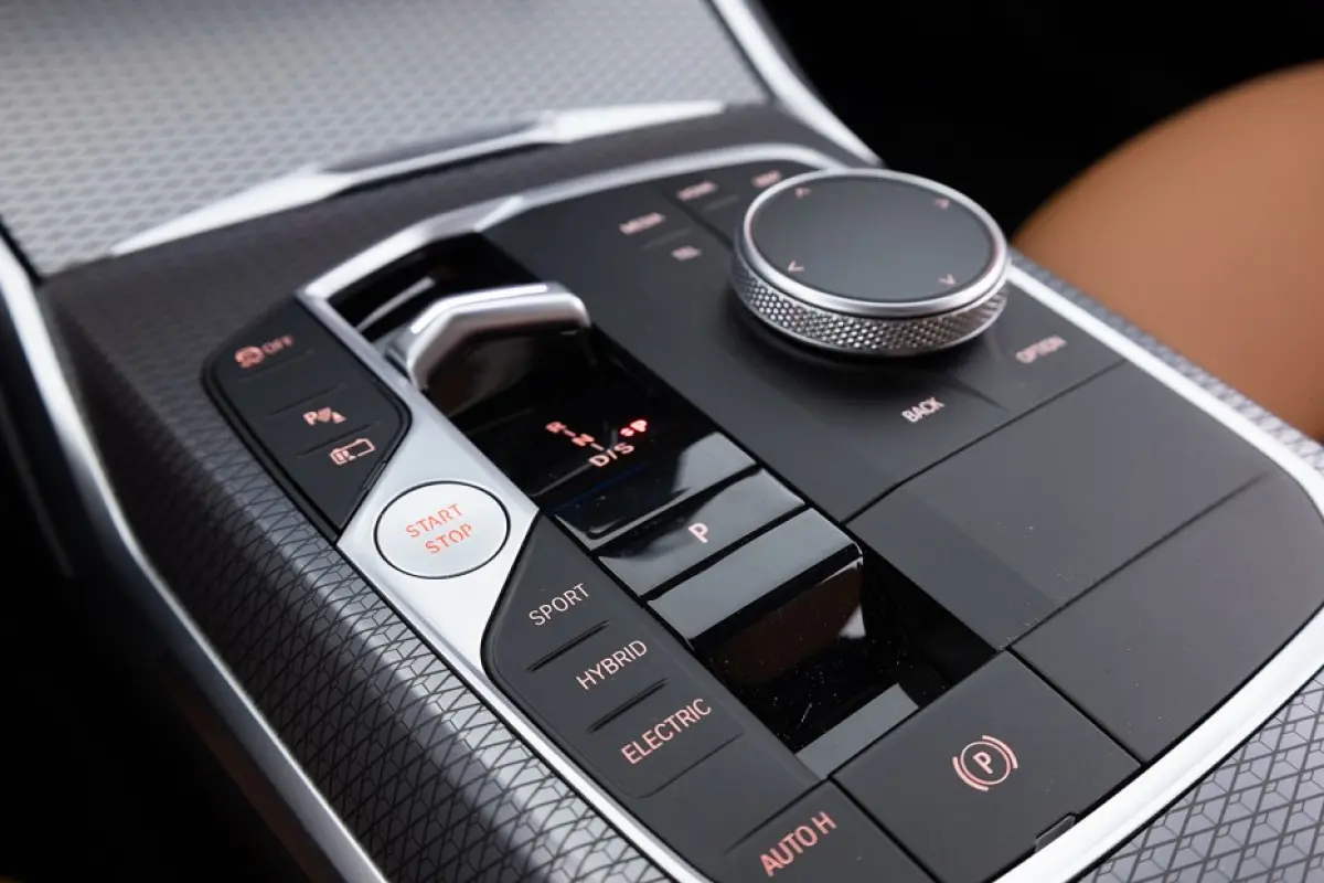 330e M Sport | LEDER | LED | CAMERA | PHEV