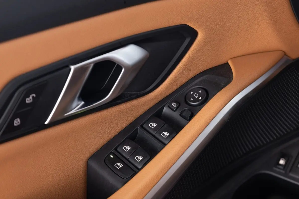 330e M Sport | LEDER | LED | CAMERA | PHEV