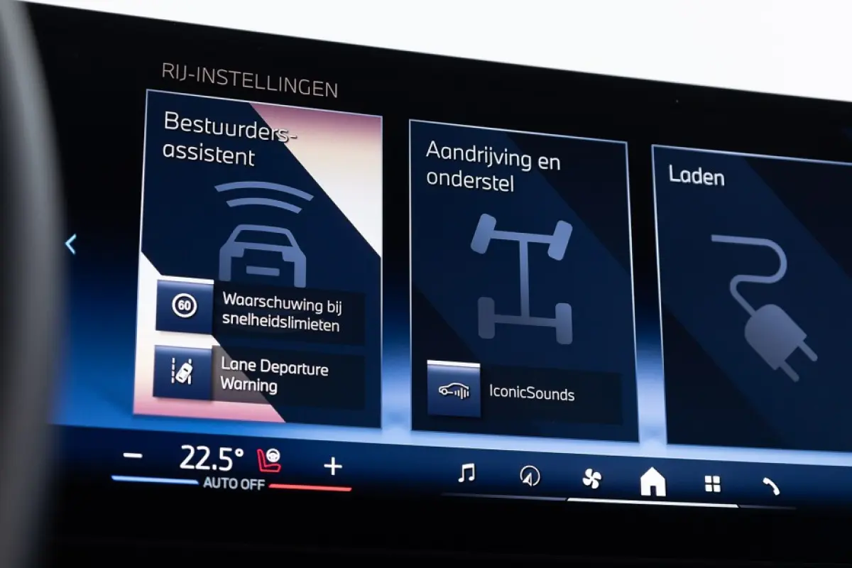 330e M Sport | LEDER | LED | CAMERA | PHEV