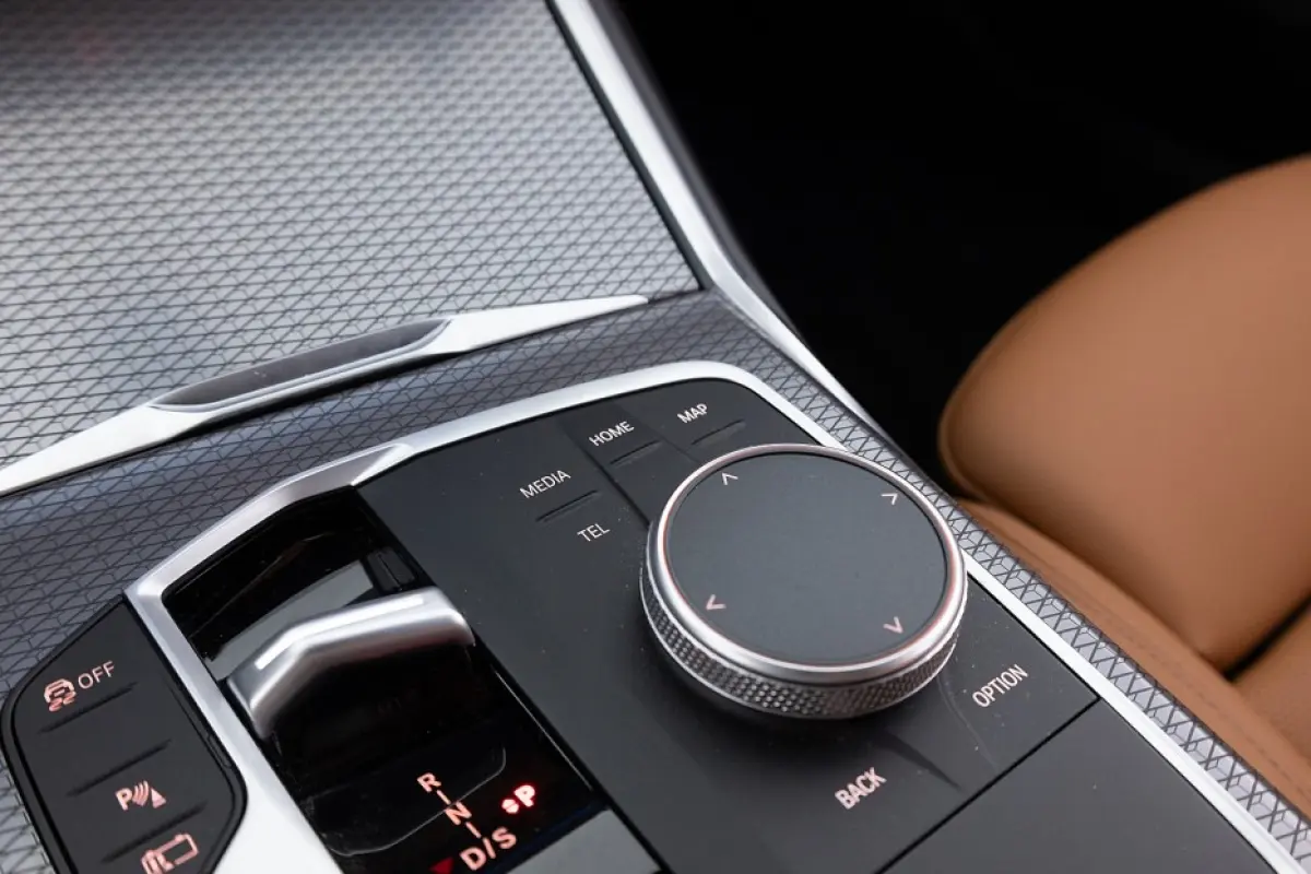 330e M Sport | LEDER | LED | CAMERA | PHEV