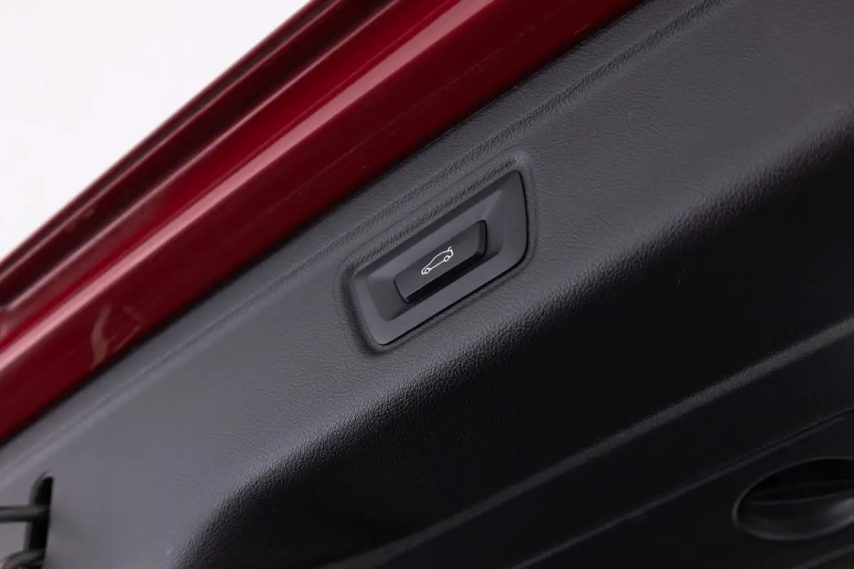 330e M Sport | LEDER | LED | CAMERA | PHEV