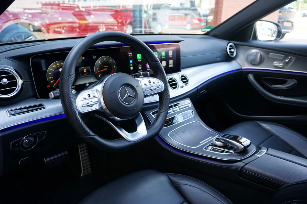 400 d 4Matic Premium Plus AMG + PANO / MEMORY / BURMESTER / 360° / TREKHAAK