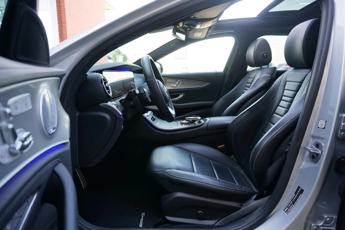 400 d 4Matic Premium Plus AMG + PANO / MEMORY / BURMESTER / 360° / TREKHAAK