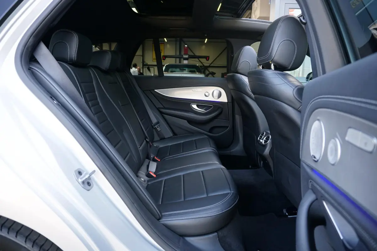 400 d 4Matic Premium Plus AMG + PANO / MEMORY / BURMESTER / 360° / TREKHAAK