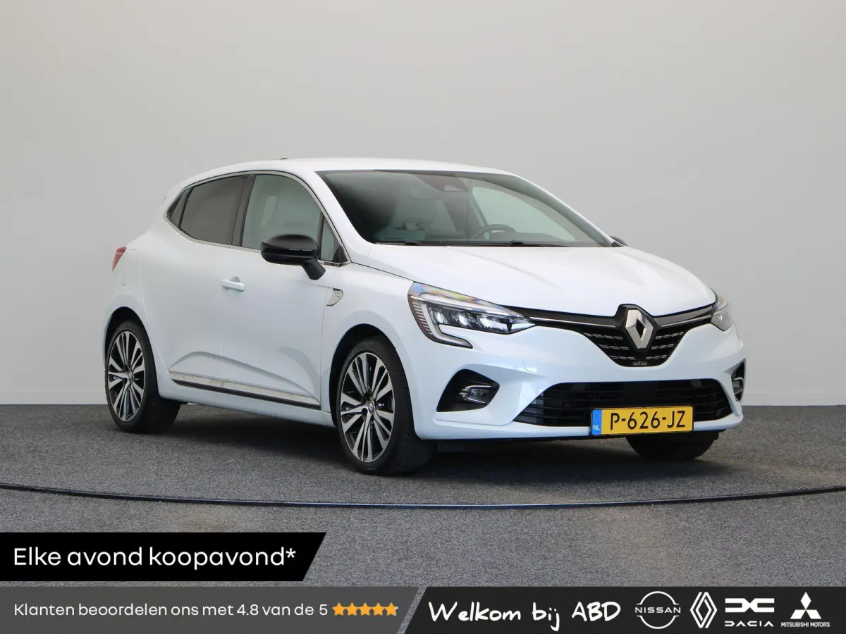 E-Tech Hybrid 140pk Initiale Paris | Stoel- en stuurwielverwarming | Lederen bekleding | Achteruitrijcamera | Apple Carplay / Android Auto |
