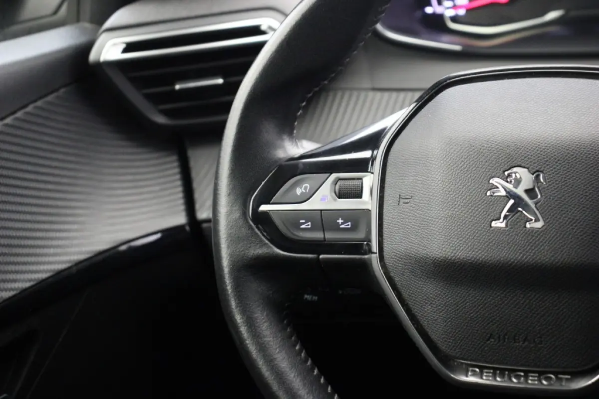 1.2 PureTech Active - Carplay, Navi, Cruise, Afn. Trekhaak