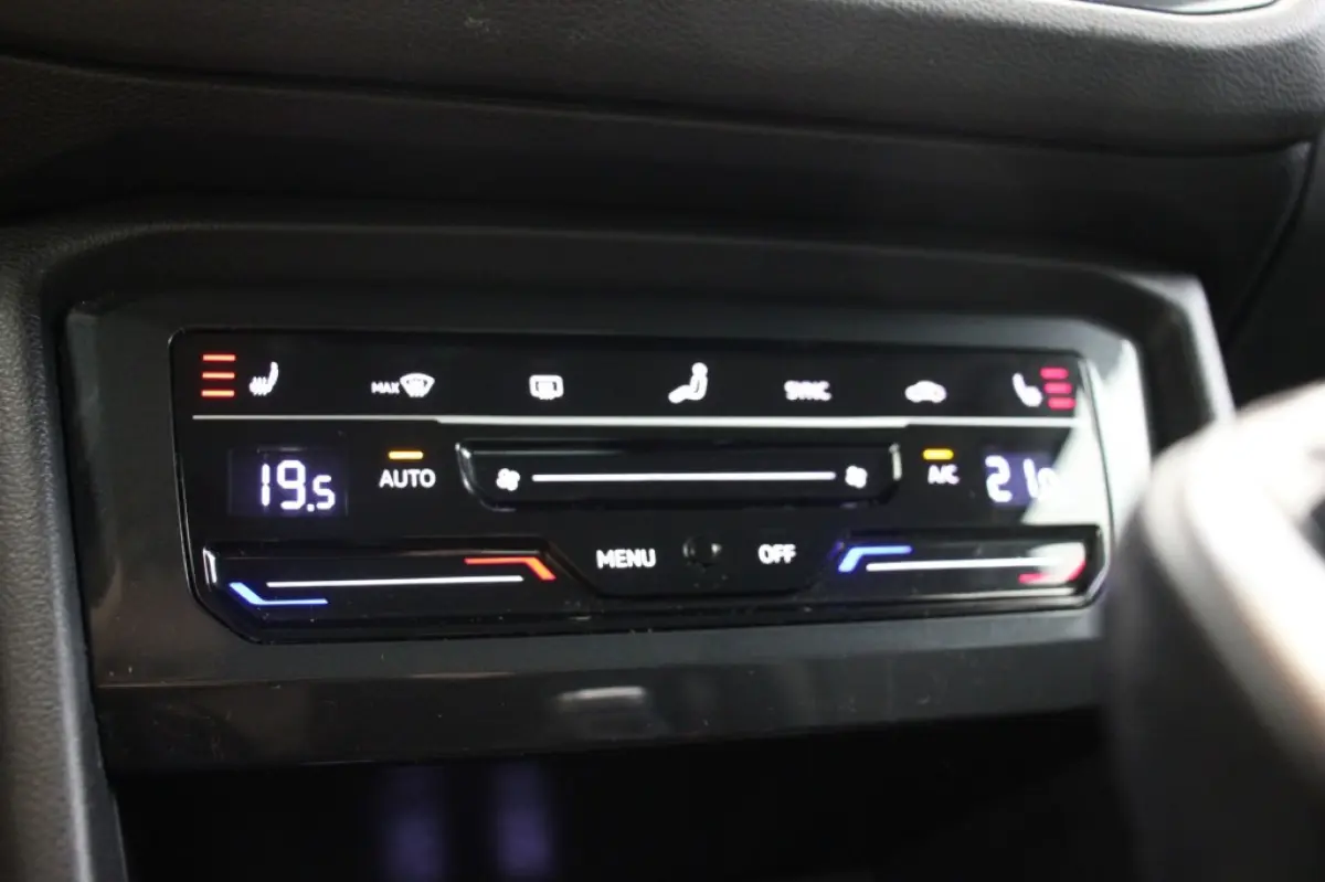 1.5 TSI Life Business - Digitaal Cockpit, Carplay, Camera, Adapt. Cruise, Stoelverw.