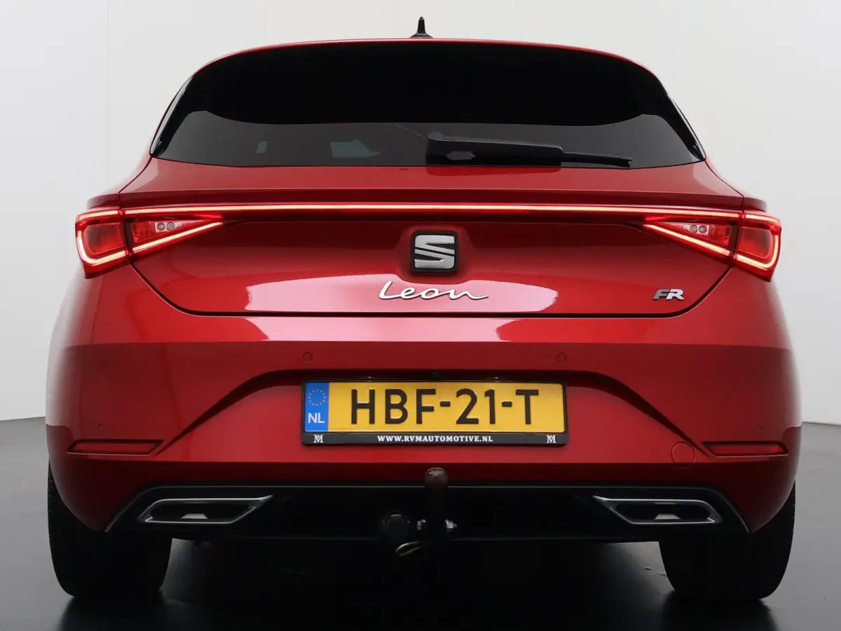 1.5 eTSI FR VAN:22.900,- VOOR:19.877,- UW HERFSTVOORDEEL:3.023,- 150PK | STOEL + STUURVERWARMING |ACHTERUIT RIJ CAMERA | KEYLESS | DODEHOEK | APPLECARPLAY\AINDROID AUTO | TREKHAAK | RIJKLAAR