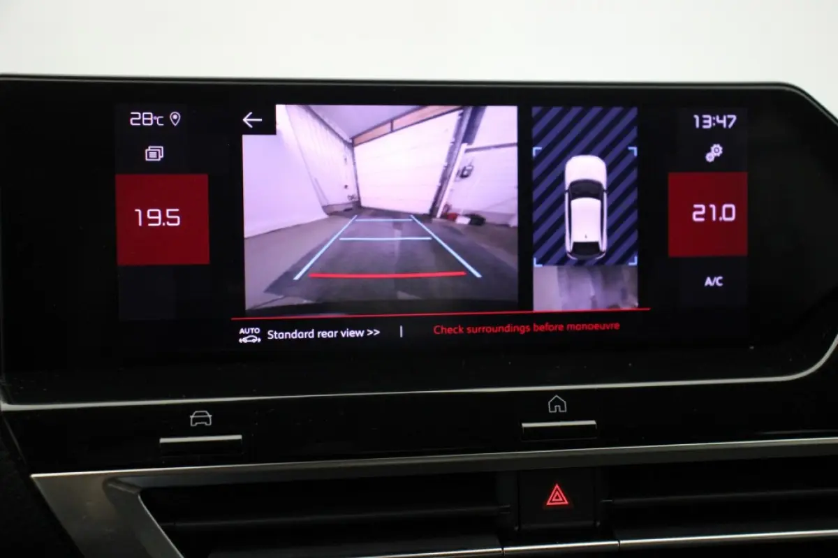 1.2 Puretech Business Plus Automaat - Carplay, Camera, Headup Display, Stoelverw. Afn. Trekhaak