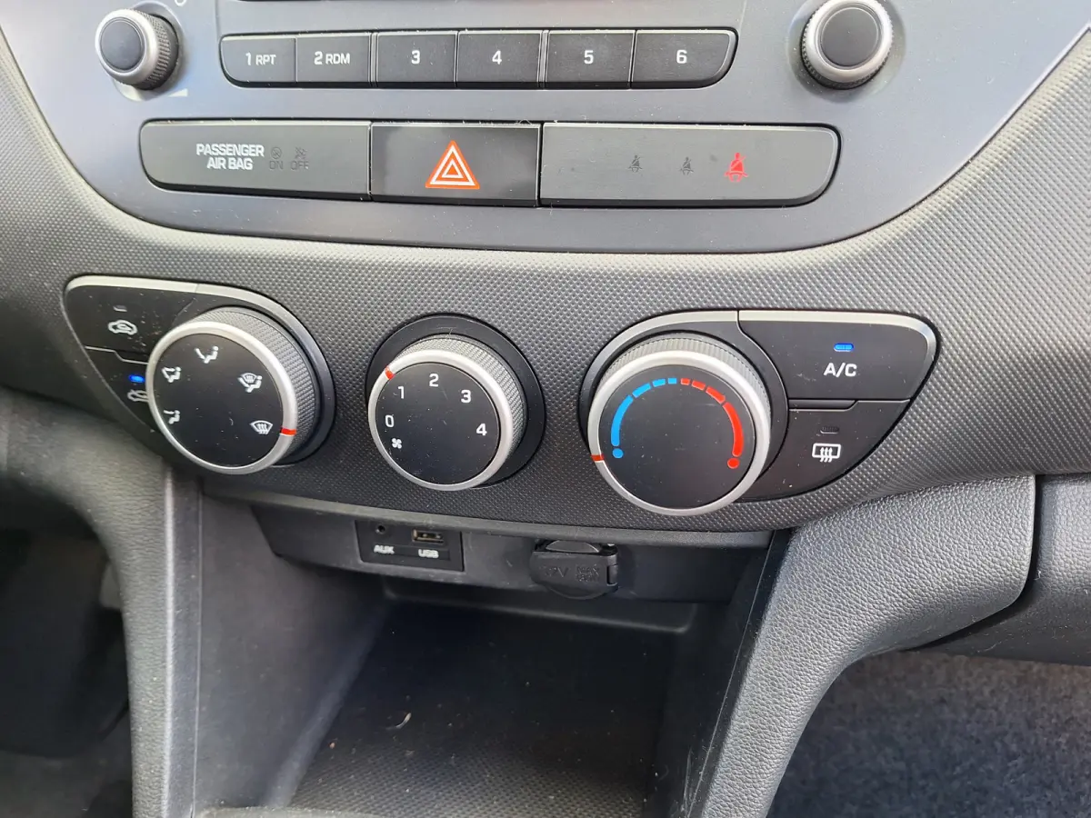 1.0i i-Motion 5Drs /54.000 Km/1e Eig/Airco/Garantie