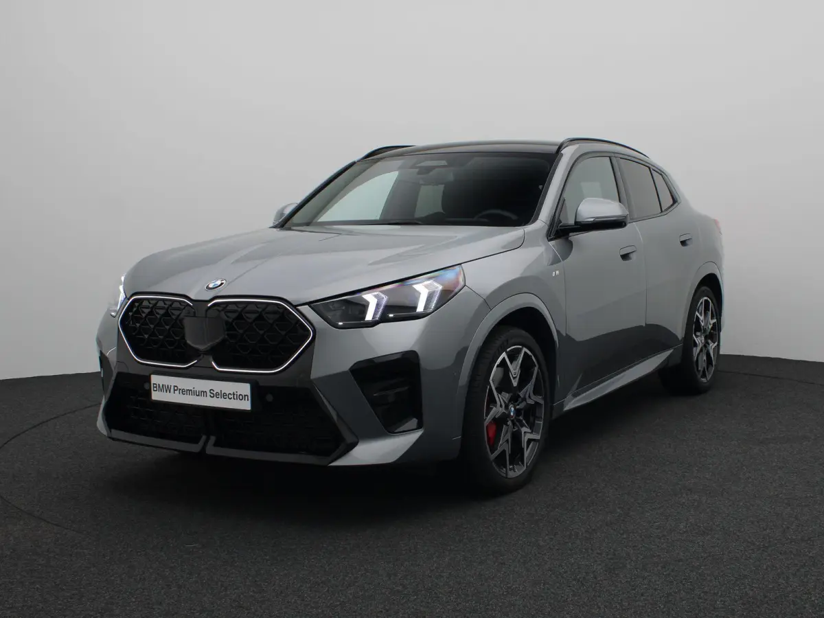 sDrive20i M Sportpakket Pro | Innovation Pack | Comfort Pack | M Adaptief onderstel | Panoramadak | Parking Assistant Plus | Harman Kardon | Elektrisch verwarmde voorstoelen | 20''