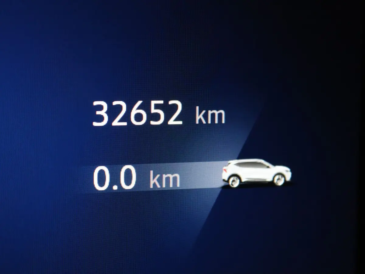 EV87 long range techno Apple Carplay/Android Auto | Climate
