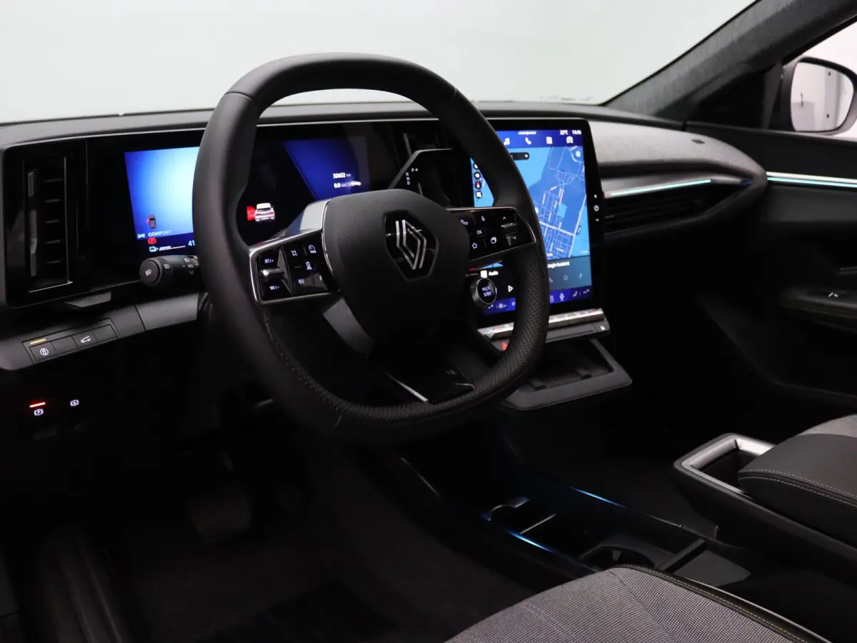 EV87 long range techno Apple Carplay/Android Auto | Climate