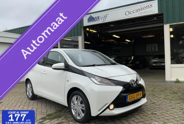 1.0 VVT-i x-play,CarPlay,Airco,Camera,Lmvelgen,Led,Automaat