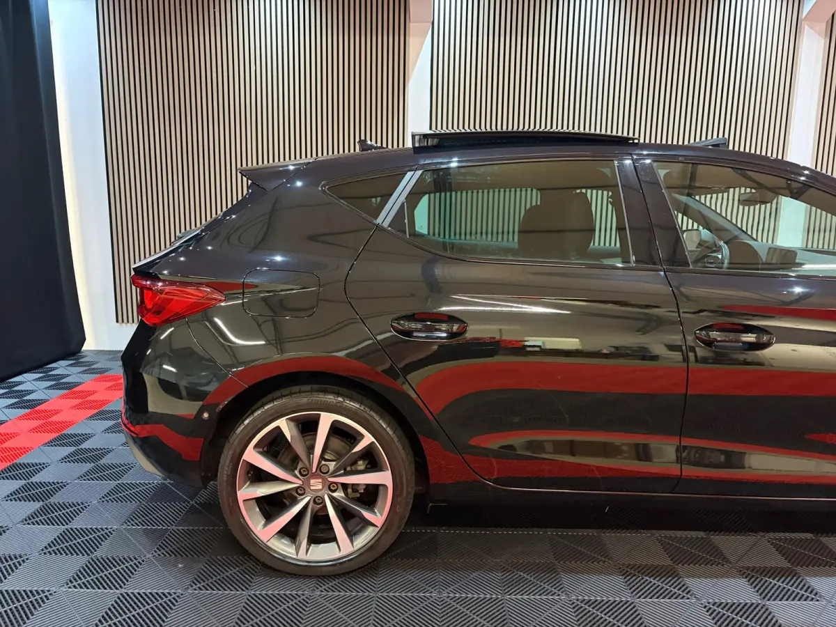 1.4 TSI eHybrid PHEV FR Business Intense Pano Camera Memory Seats