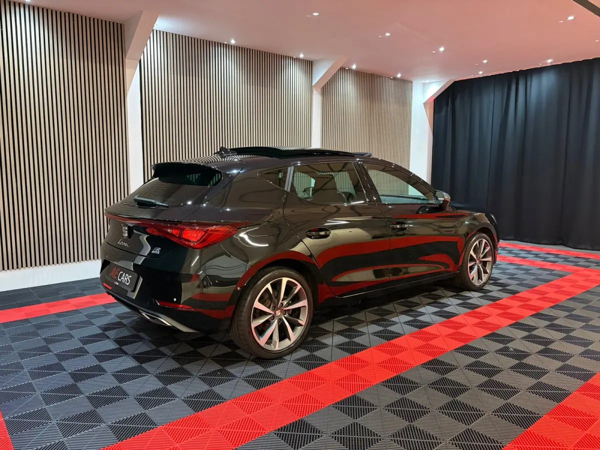 1.4 TSI eHybrid PHEV FR Business Intense Pano Camera Memory Seats