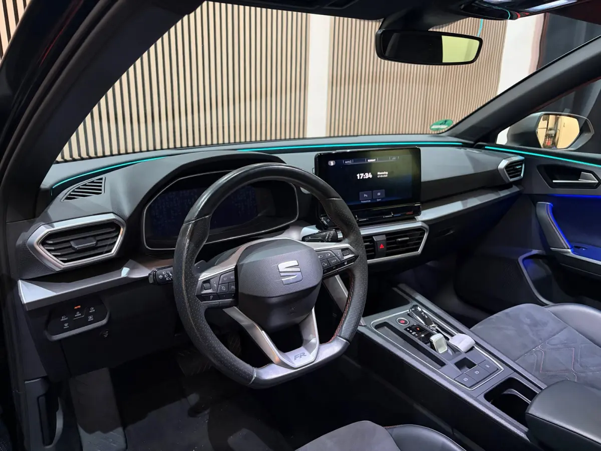 1.4 TSI eHybrid PHEV FR Business Intense Pano Camera Memory Seats