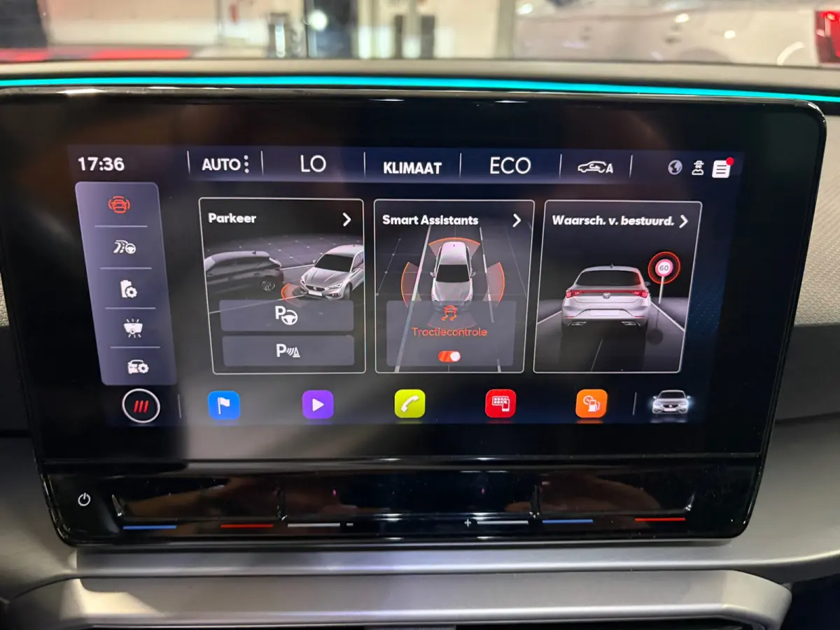 1.4 TSI eHybrid PHEV FR Business Intense Pano Camera Memory Seats