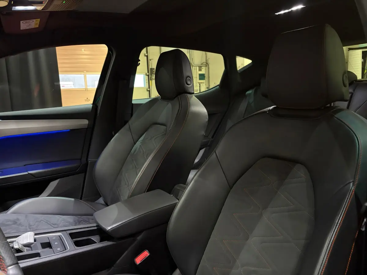 1.4 TSI eHybrid PHEV FR Business Intense Pano Camera Memory Seats