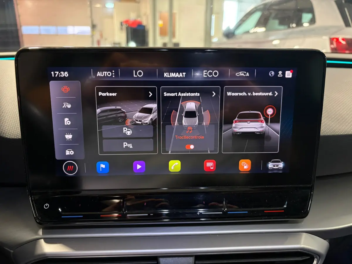 1.4 TSI eHybrid PHEV FR Business Intense Pano Camera Memory Seats