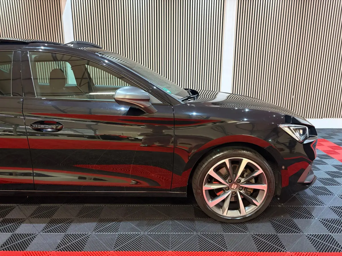 1.4 TSI eHybrid PHEV FR Business Intense Pano Camera Memory Seats