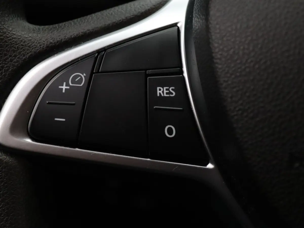 Expression 27 kWh Apple Carplay/Android Auto | Airco