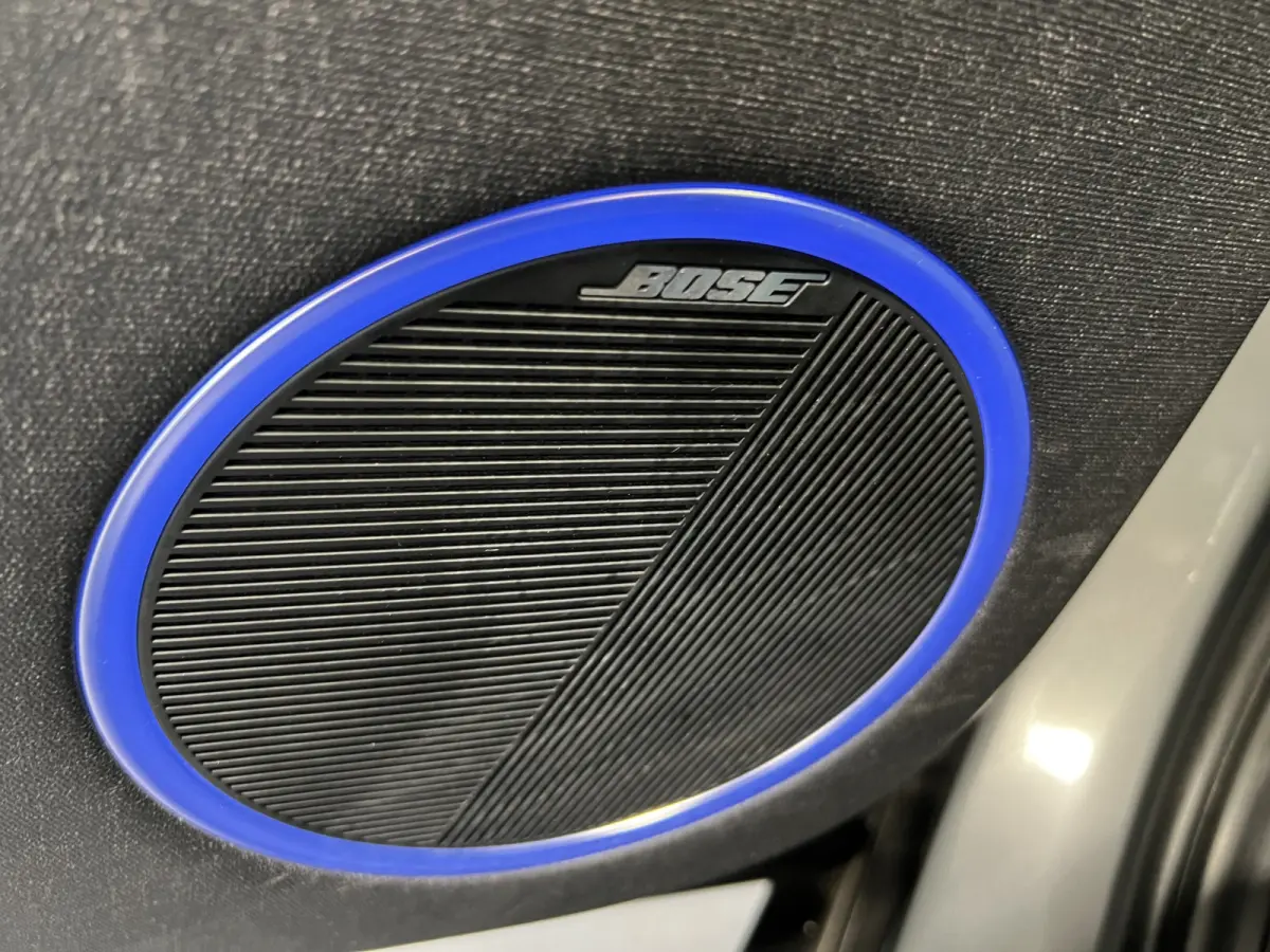 Connect+ 73kWh Afn. Trekhaak | Navigatie/Android/Apple Carplay | LM Velgen 19" | Voorstoelen Verwarmd | Cruise Control Adaptief | Lederen Bekleding | Warmtepomp | Airco |
