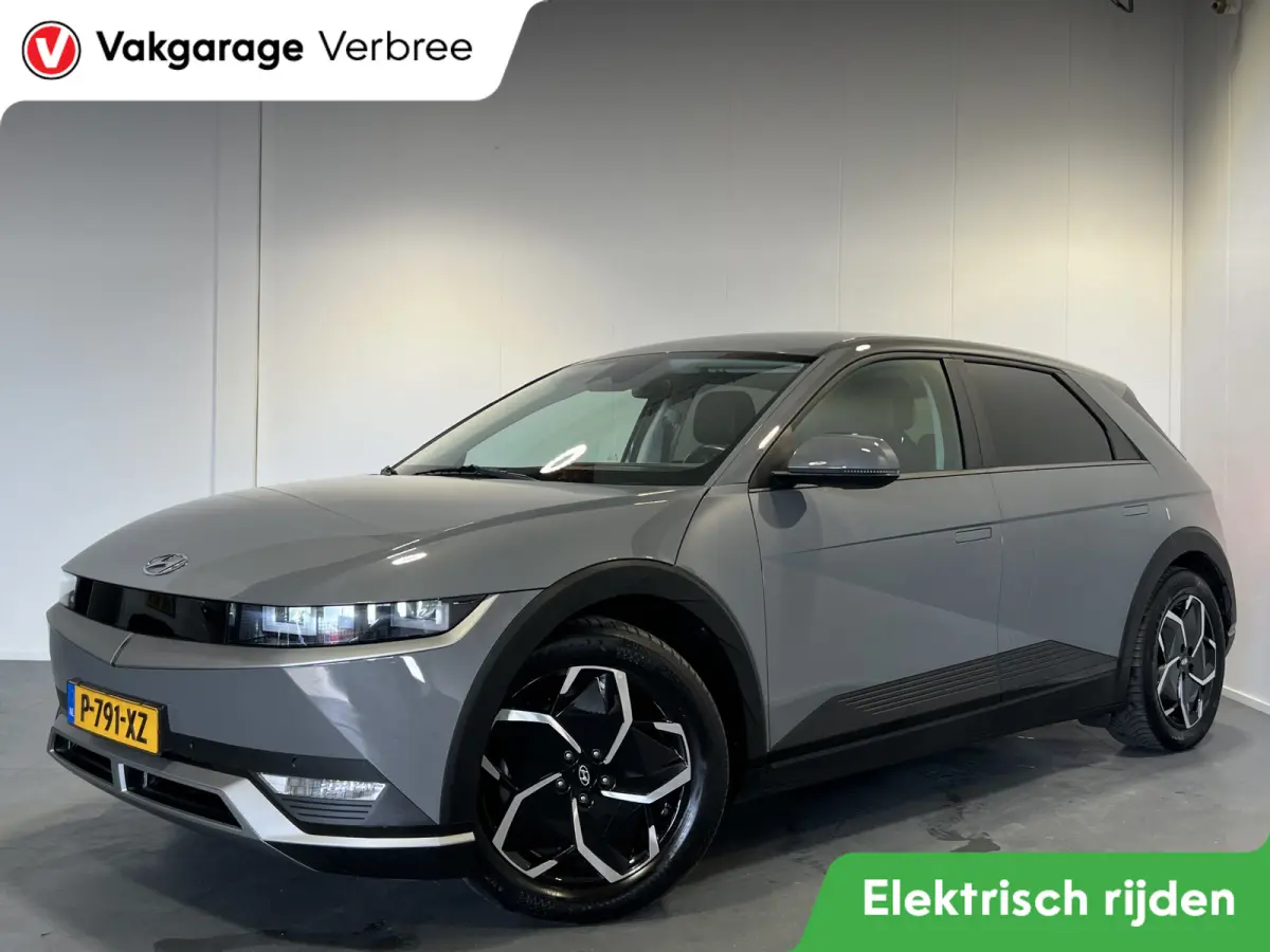 Connect+ 73kWh Afn. Trekhaak | Navigatie/Android/Apple Carplay | LM Velgen 19" | Voorstoelen Verwarmd | Cruise Control Adaptief | Lederen Bekleding | Warmtepomp | Airco |