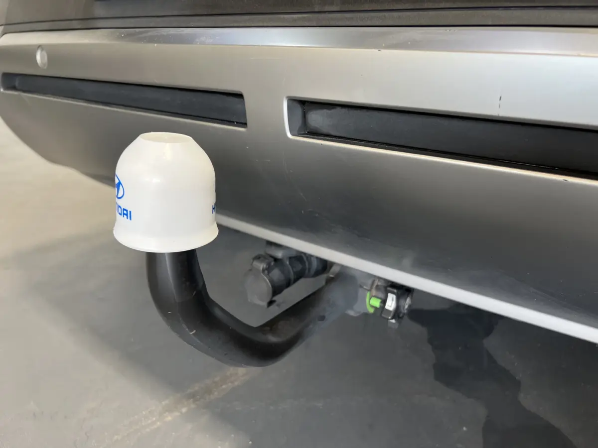 Connect+ 73kWh Afn. Trekhaak | Navigatie/Android/Apple Carplay | LM Velgen 19" | Voorstoelen Verwarmd | Cruise Control Adaptief | Lederen Bekleding | Warmtepomp | Airco |