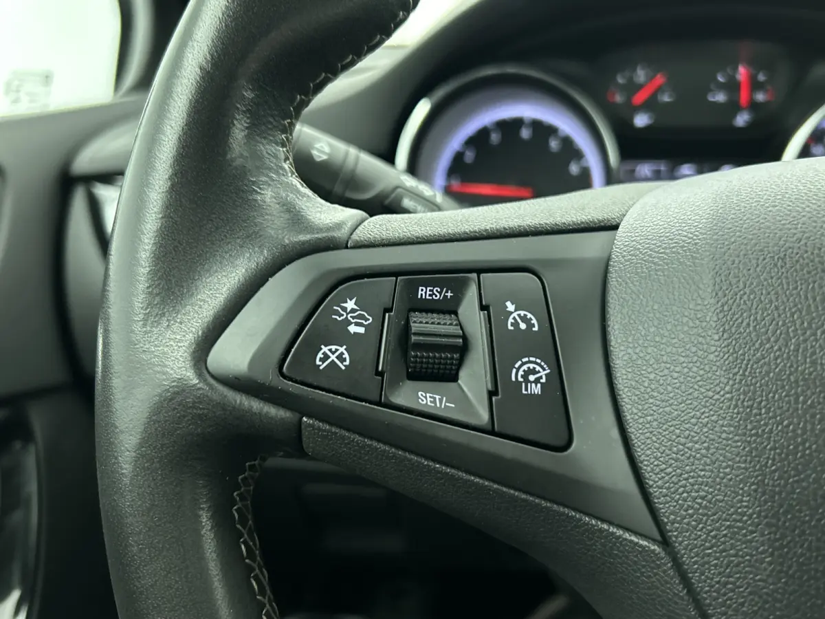 1.4T 146PK Automaat 146PK Elegance / Pdc+Camera / Airco / Radio-Multimedia Dab. / Navigatie / Apk 11-2027