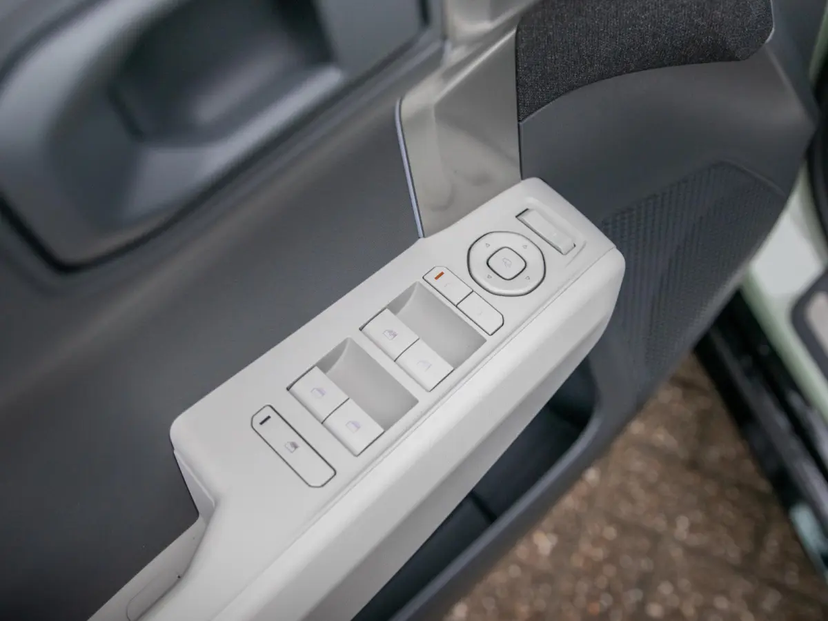 GT-Line Business Edition 81.4 kWh | Actieprijs* | Navi. | Clima. | Adapt. Cruise. | Parkeersensoren | Dodehoekassistentie | Stoel&Stuur Verwarming | GT-Line Vegan Lederen Stoelbekleding