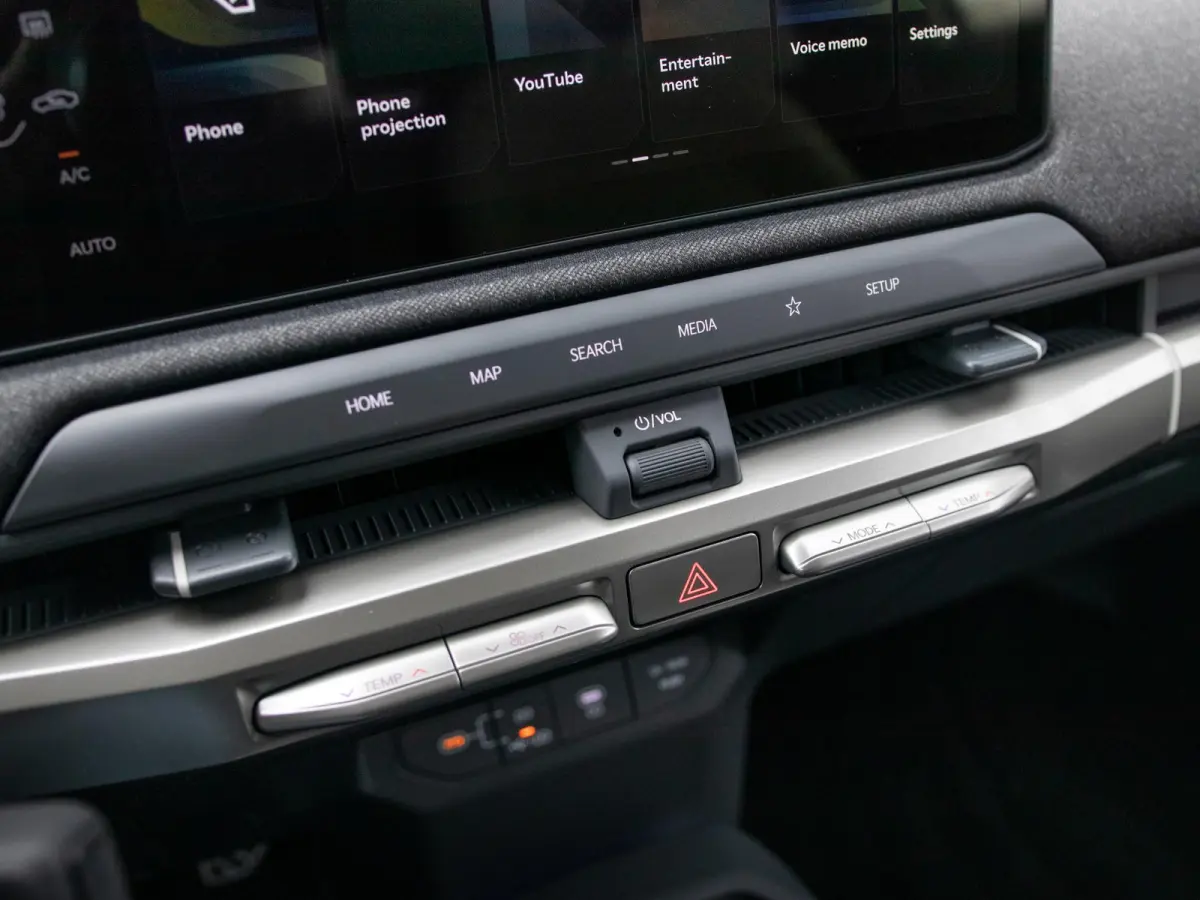 GT-Line Business Edition 81.4 kWh | Actieprijs* | Navi. | Clima. | Adapt. Cruise. | Parkeersensoren | Dodehoekassistentie | Stoel&Stuur Verwarming | GT-Line Vegan Lederen Stoelbekleding
