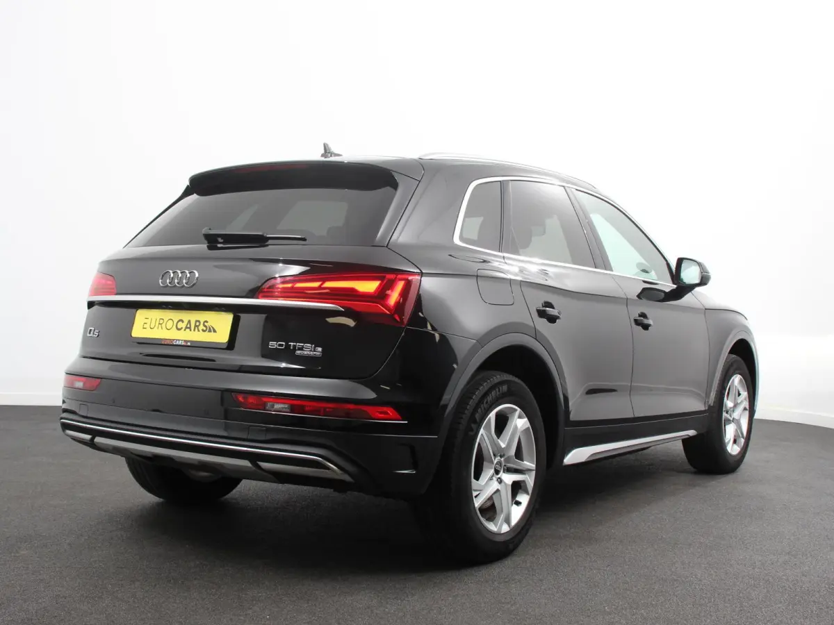 50 TFSI e quattro S edition Climate control Adaptieve cruise control Led Apple Carplay/ Android Auto Parkeersensoren Verwarmde voorstoelen Keyless Lane assist Lichtmetalen velgen