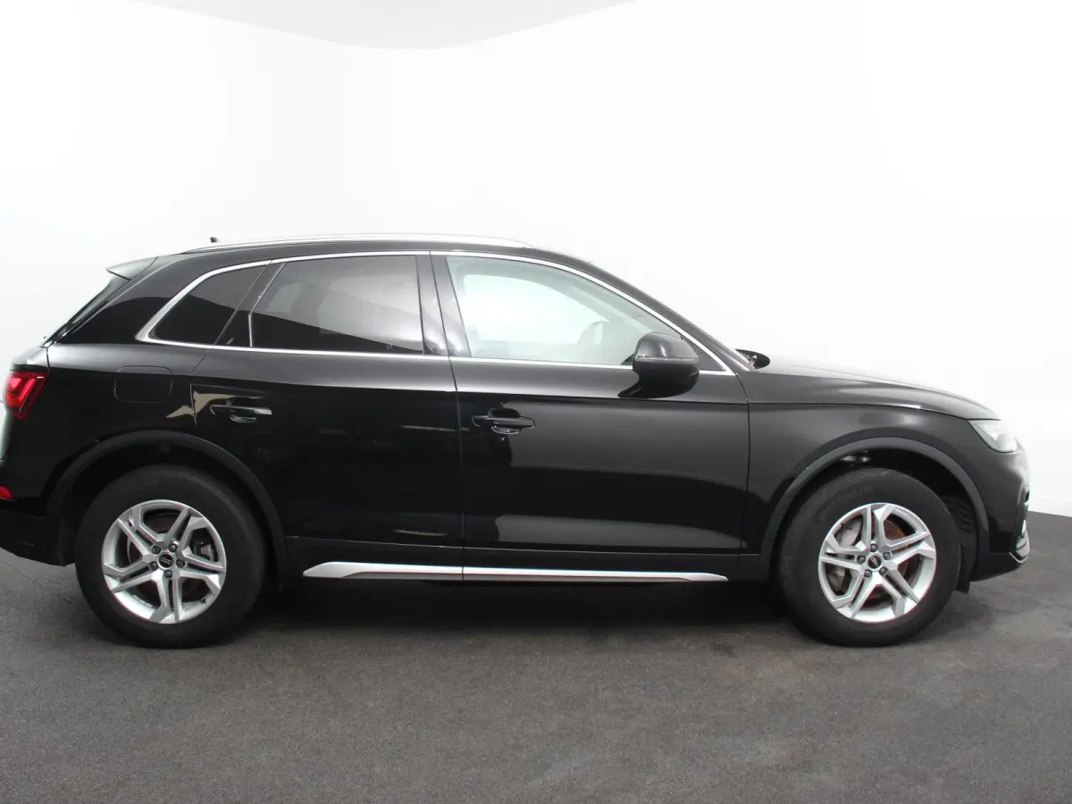 50 TFSI e quattro S edition Climate control Adaptieve cruise control Led Apple Carplay/ Android Auto Parkeersensoren Verwarmde voorstoelen Keyless Lane assist Lichtmetalen velgen