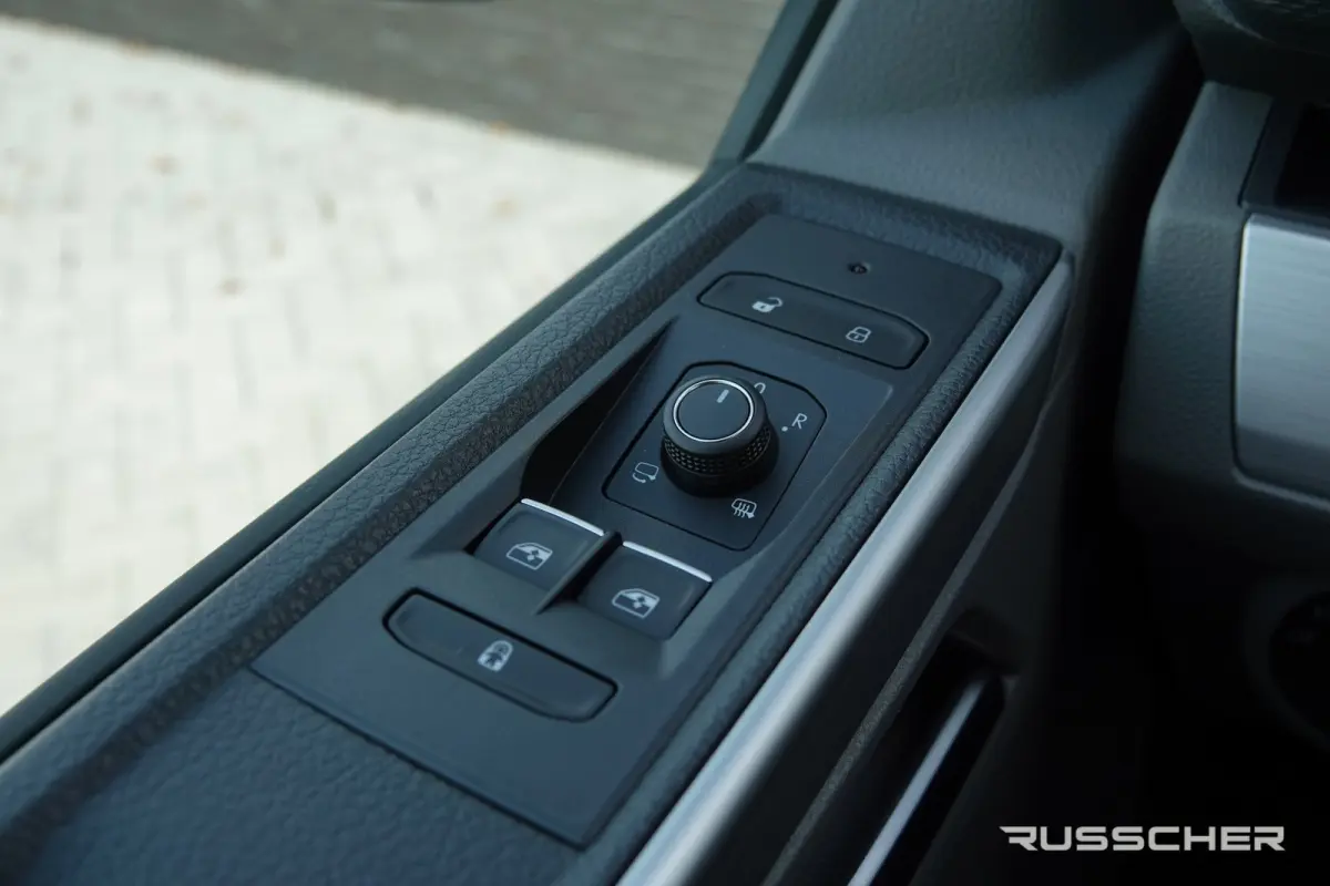 L2H1 2.0Tdi 150Pk DSG7 | Bulli | 28 | 2xSchuifdeur | Achteruitrijcamera | 17'' | Reflex Silver