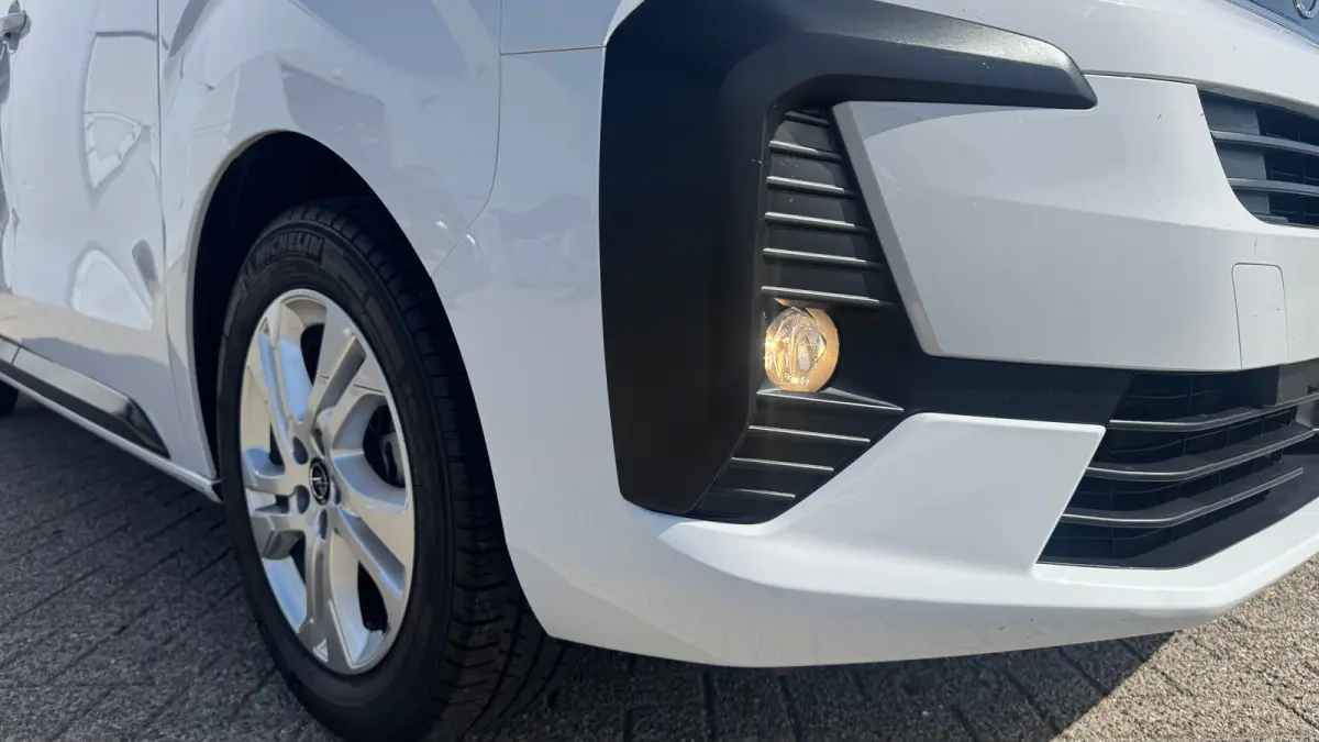 2.0D 145PK L2H1 INNOVATION AUTOMAAT NAVI / CLIMA / FULL-LED / 17" LMV / AFN. TREKHAAK / WINTERPAKKET / 1E EIGENAAR / UNIEK !!